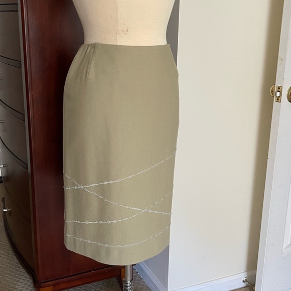 Brand new ANNE KLEIN skirt - Picture 3 of 10